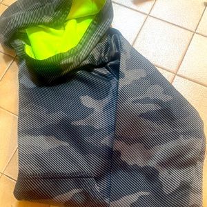 Boys size L black and gray camo design hoodie